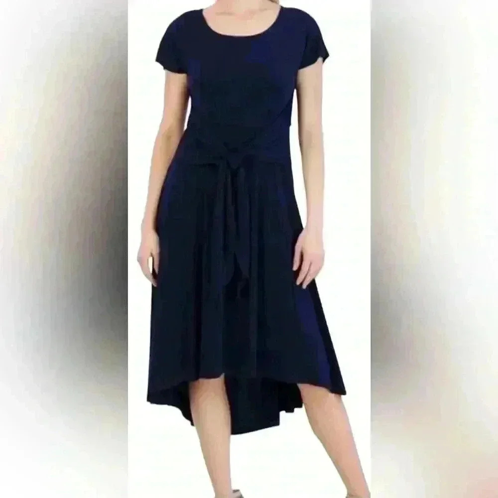 Signature by Robbie Bee Midi Navy Blue Dress Size Medium